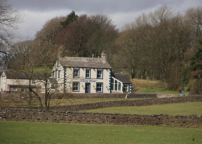 The Craven Arms Settle